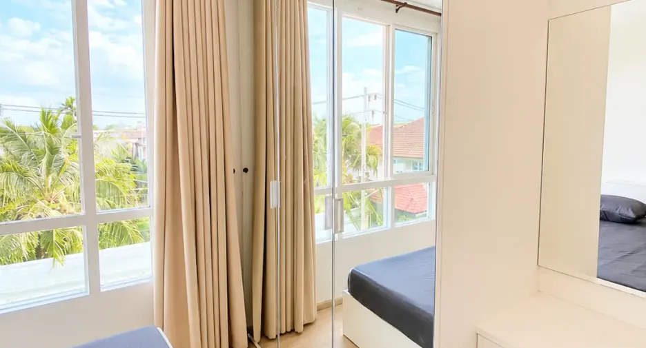 For sale and for rent studio condo in Mueang Surat Thani, Surat Thani
