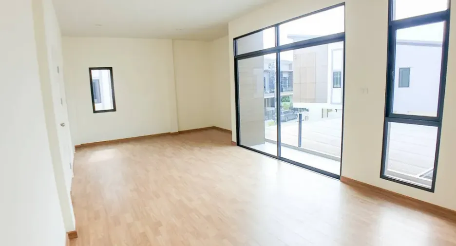 Haus zum Kauf mit 3 Zimmer in Bang Yai, Nonthaburi