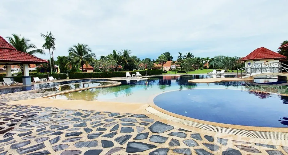 Villa zum Kauf mit 3 Zimmer in Klaeng, Rayong