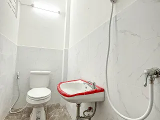 出售 7 卧室 商业空间 在 Mueang Nakhon Pathom, Nakhon Pathom