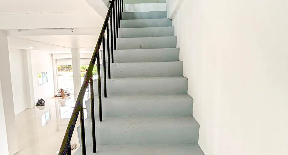 Local comercial en venta de 7 habitaciones en Mueang Nakhon Pathom, Nakhon Pathom