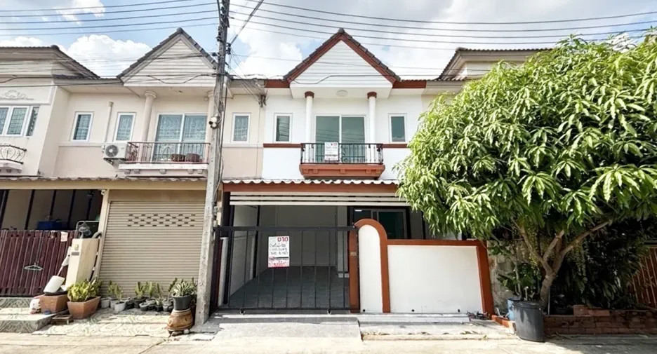 For sale 3 bedrooms house in Phutthamonthon, Nakhon Pathom