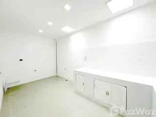 Casa en venta de 3 habitaciones en Phutthamonthon, Nakhon Pathom