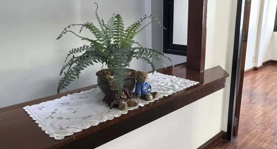 Haus zur Miete mit 8 Zimmer in Khlong Toei, Bangkok
