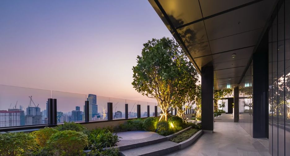For sale 2 bedrooms condo in Ratchathewi, Bangkok