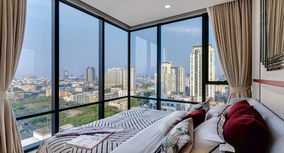 For sale 2 bedrooms condo in Ratchathewi, Bangkok