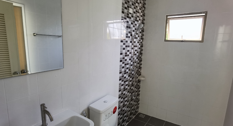 Casa adosada en venta de 2 habitaciones en Bang Pa-in, Phra Nakhon Si Ayutthaya