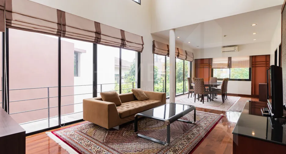 For rent 3 bedrooms condo in Khlong Toei, Bangkok