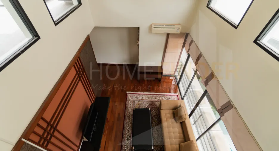 For rent 3 bedrooms condo in Khlong Toei, Bangkok