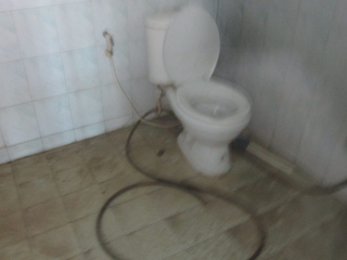 出售 2 卧室 联排别墅 在 Si Racha, Chon Buri