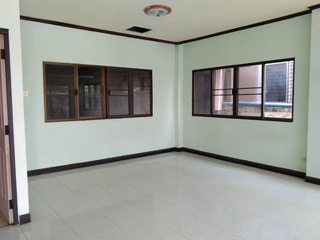 出售 1 卧室 独立屋 在 Ban Chang, Rayong