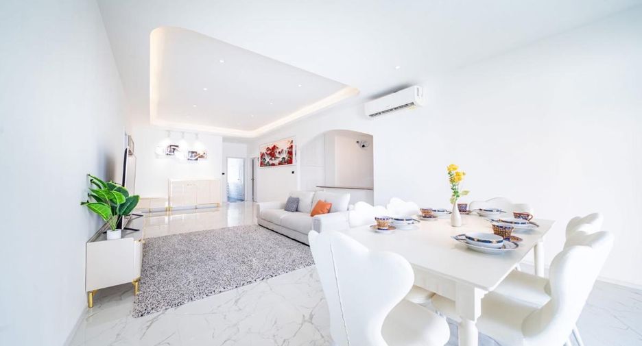 For sale 5 bedrooms house in Bang Lamung, Chonburi
