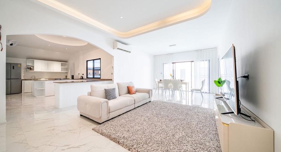 For sale 5 bedrooms house in Bang Lamung, Chonburi
