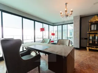 For rent 5 bedrooms condo in Bang Phlat, Bangkok