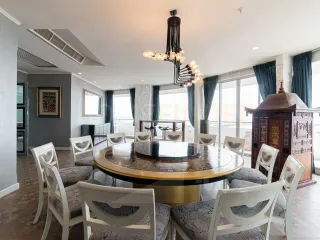 For rent 5 bedrooms condo in Bang Phlat, Bangkok