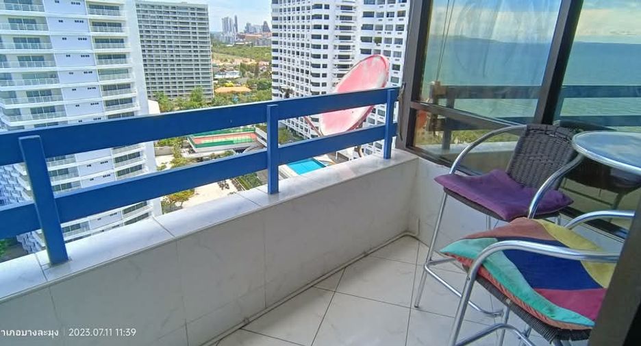 Продажа 2 спальни кондо в Йомтиен, Паттайя