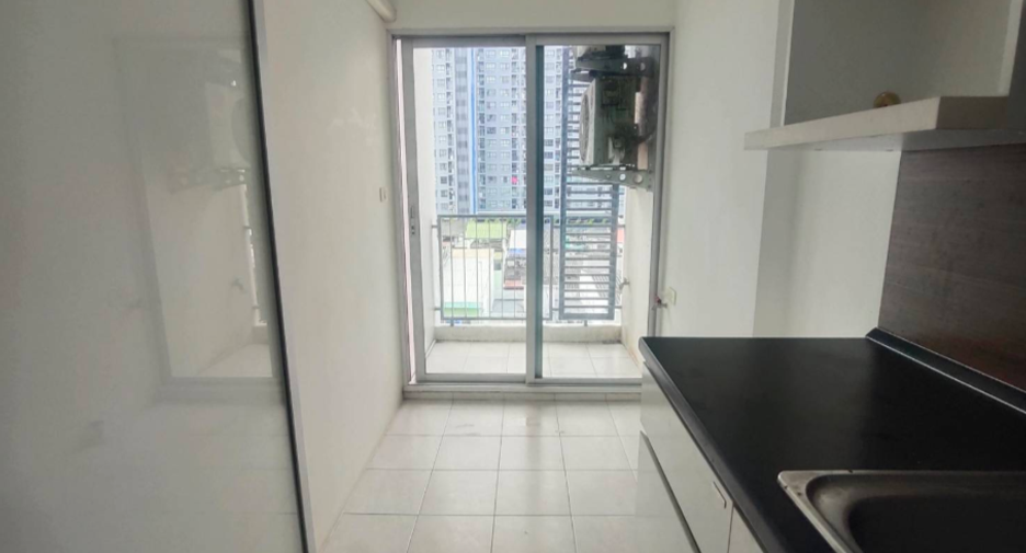 For sale 1 bed condo in Phra Khanong, Bangkok