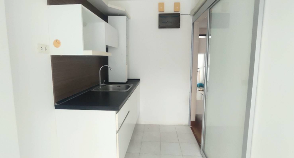 For sale 1 bed condo in Phra Khanong, Bangkok