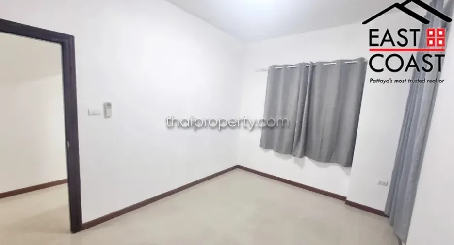 For rent and for sale 4 bedrooms house in Bang Lamung, Chonburi