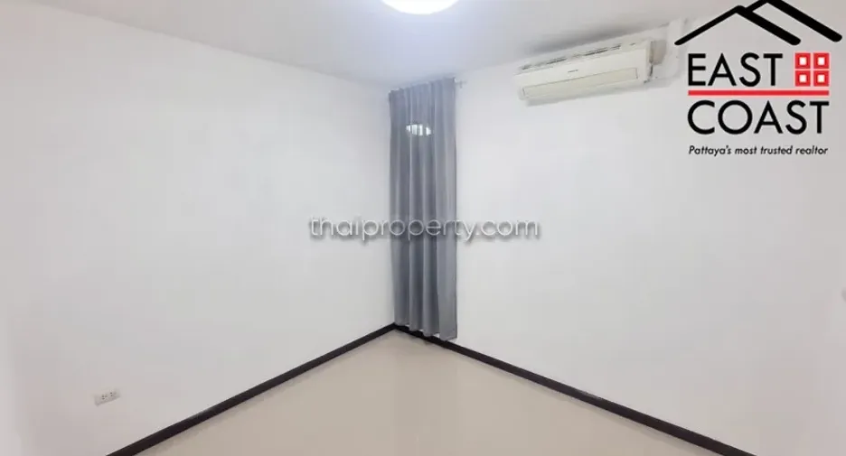 For rent and for sale 4 bedrooms house in Bang Lamung, Chonburi