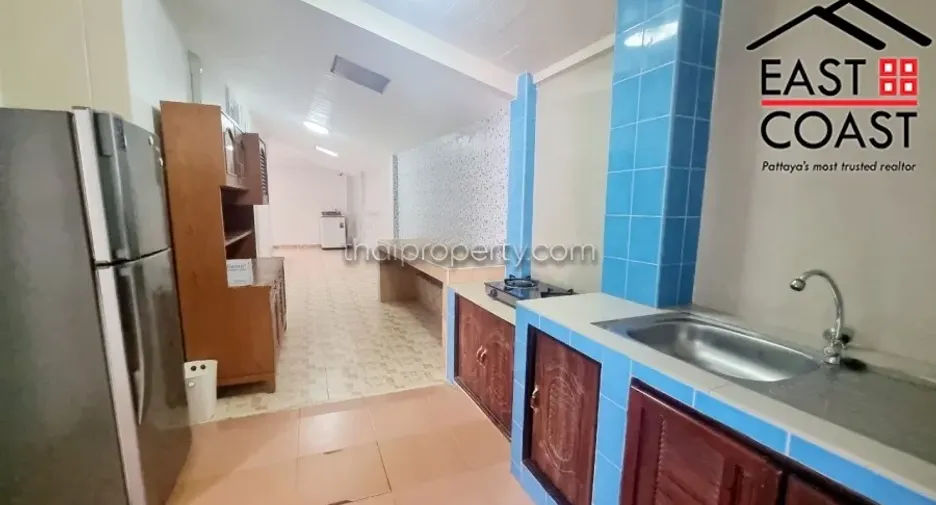 For rent and for sale 4 bedrooms house in Bang Lamung, Chonburi