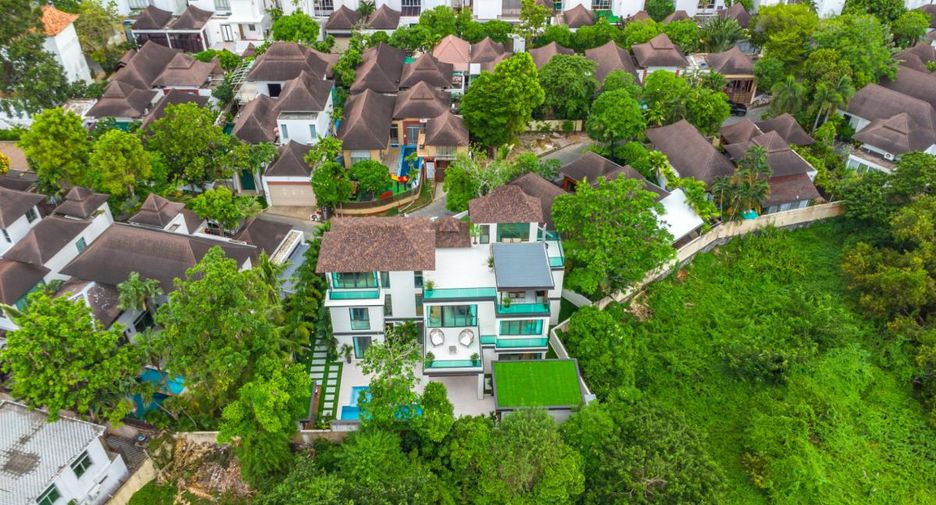 For sale 7 bedrooms house in Sattahip, Chonburi
