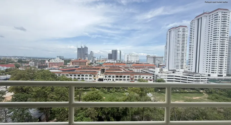 For rent and for sale 1 bed condo in Bang Lamung, Chonburi
