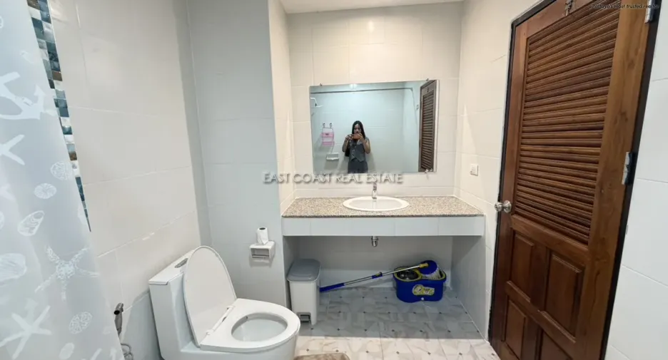 For rent and for sale 1 bed condo in Bang Lamung, Chonburi