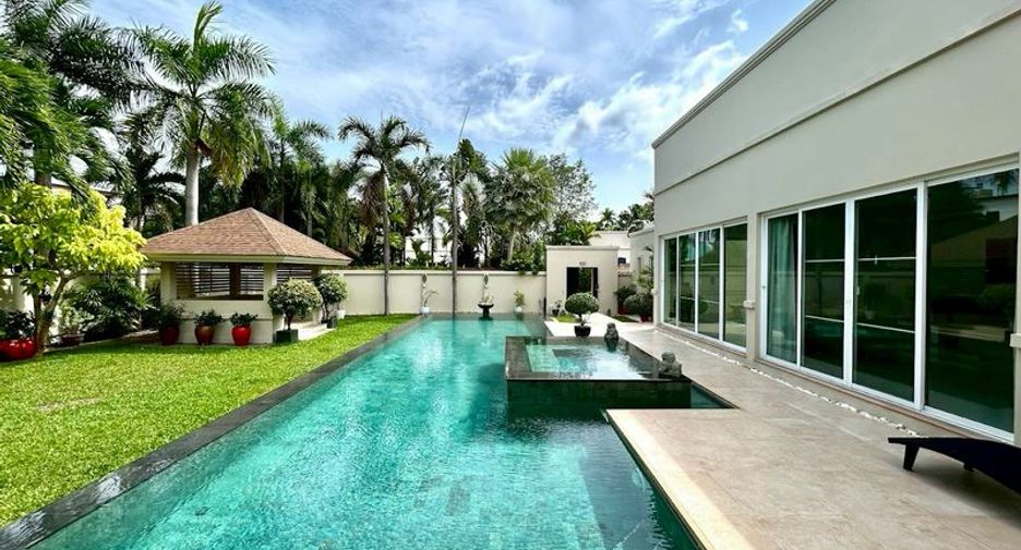 For sale 3 bedrooms house in Bang Lamung, Chonburi