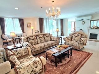 For rent 4 bedrooms condo in Watthana, Bangkok