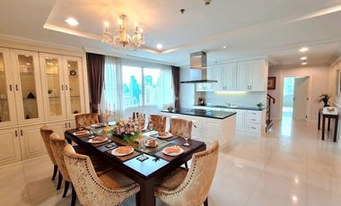 For rent 4 bedrooms condo in Watthana, Bangkok