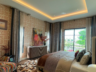 For sale 4 bedrooms house in Don Mueang, Bangkok
