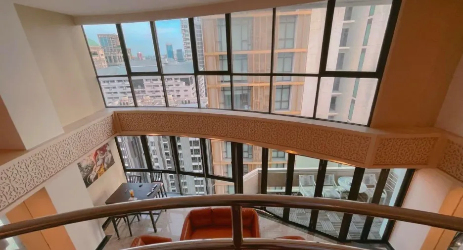 Wohnung zur Miete mit 4 Zimmer in Pathum Wan, Bangkok