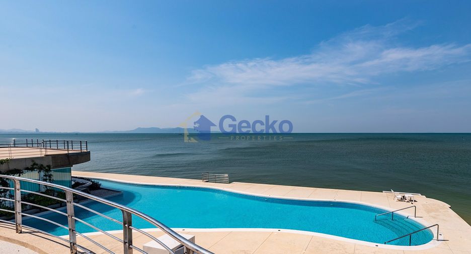 For sale 3 bedrooms condo in Jomtien, Pattaya