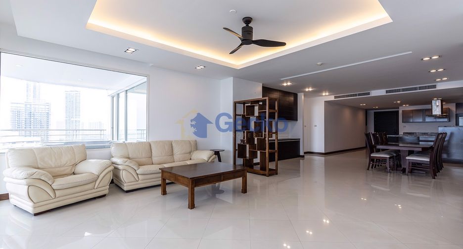 For sale 3 bedrooms condo in Jomtien, Pattaya