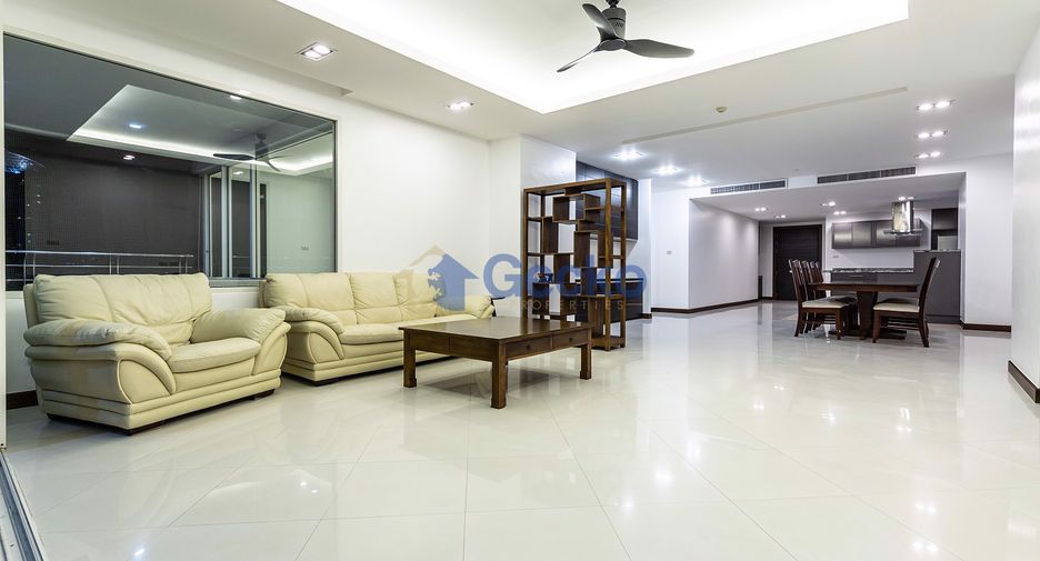 For sale 3 bedrooms condo in Jomtien, Pattaya