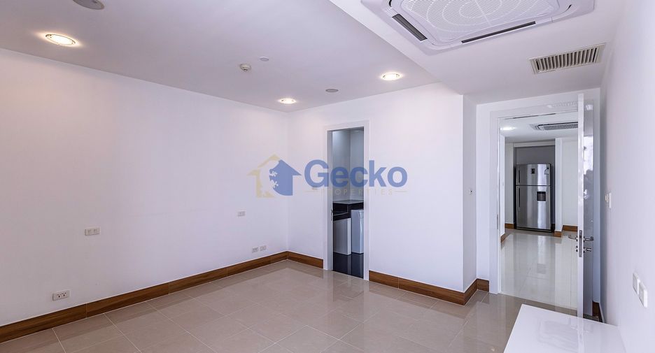 For sale 2 bedrooms condo in Jomtien, Pattaya