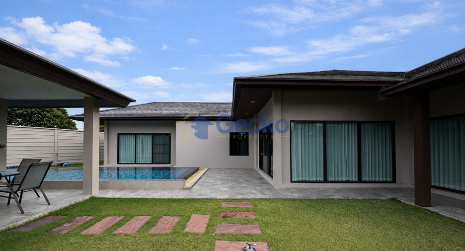 For rent and for sale 3 bedrooms house in Huay Yai, Pattaya
