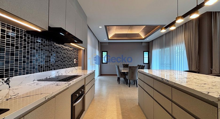 For rent and for sale 3 bedrooms house in Huay Yai, Pattaya