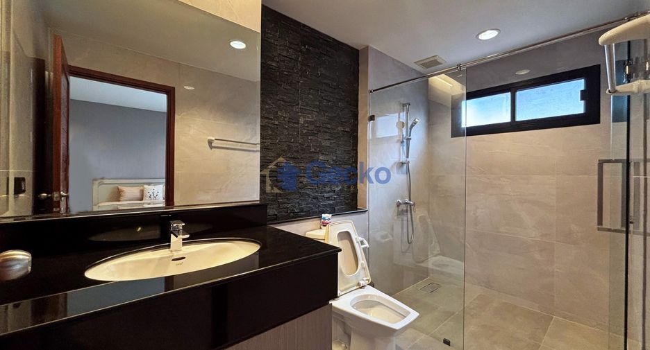 For rent and for sale 3 bedrooms house in Huay Yai, Pattaya