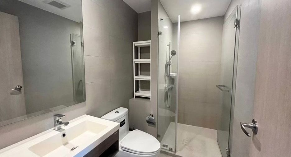 À louer 2 chambres condo à Bang Na, Bangkok