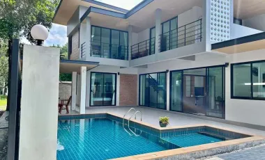 À louer 3 chambres villa à Thalang, Phuket