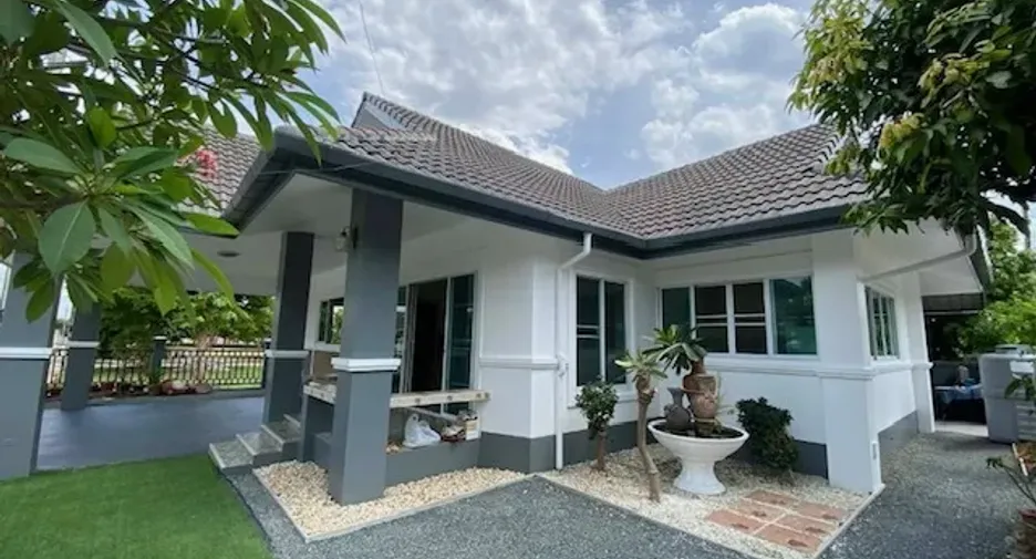 For sale 3 bedrooms house in Hang Dong, Chiang Mai