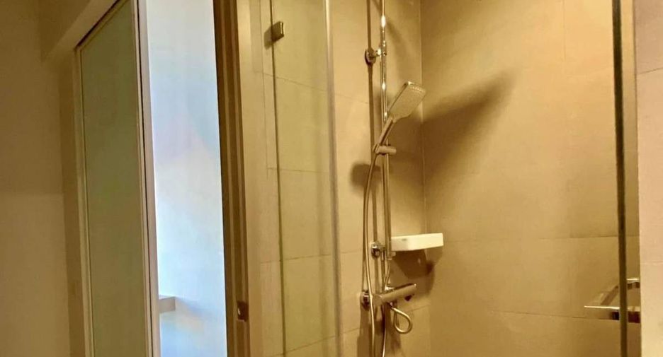 For sale 3 bedrooms condo in Bang Na, Bangkok
