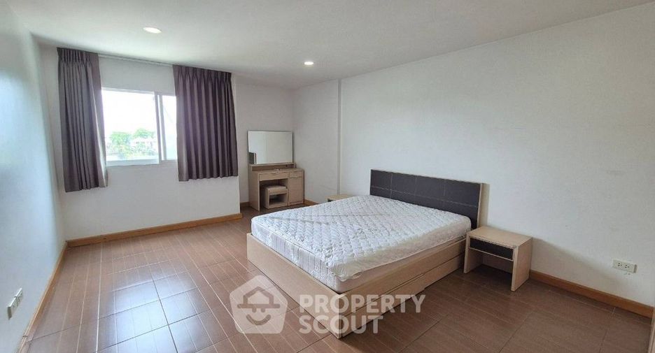 Condo en venta de 2 habitaciones en Suan Luang, Bangkok