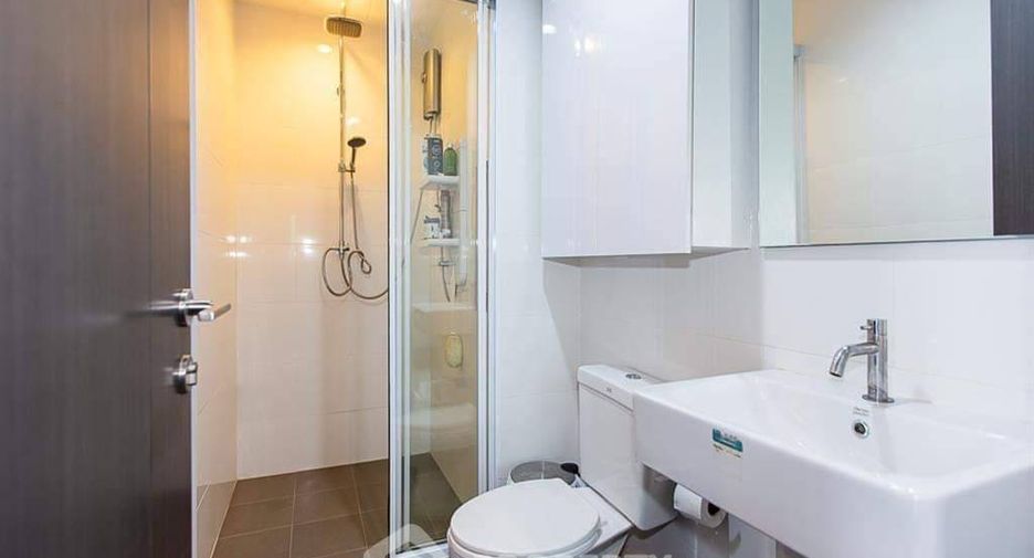 For sale 2 bedrooms condo in Watthana, Bangkok