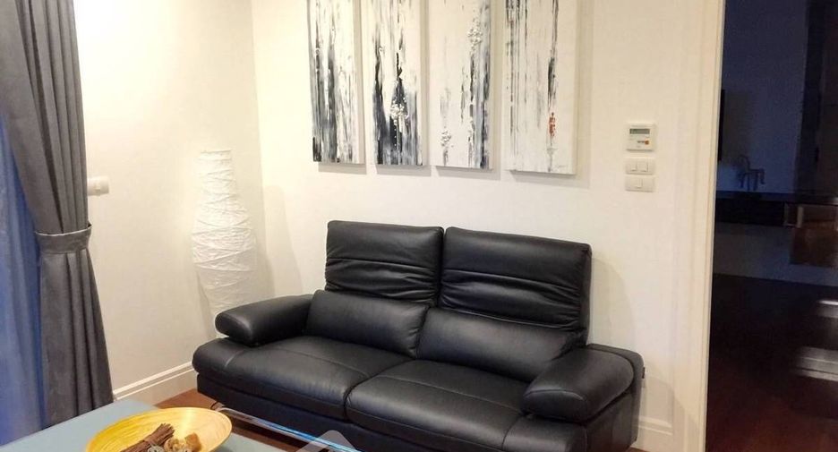 For sale 1 bed condo in Khlong Toei, Bangkok