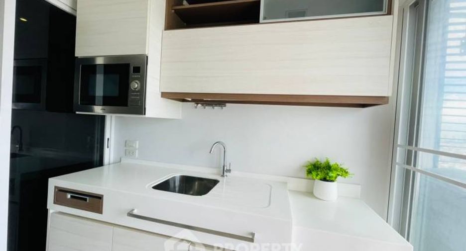 For sale 1 bed condo in Thon Buri, Bangkok