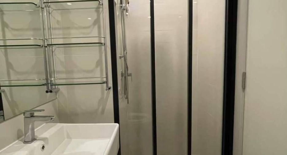 For sale 1 bed condo in Sathon, Bangkok