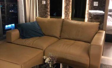 For rent and for sale 1 bed condo in Watthana, Bangkok